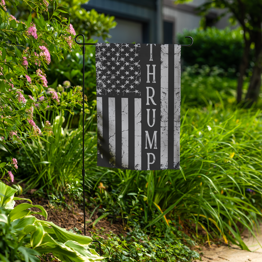 Thrump_Flag_Lifestyle_Mockup.png